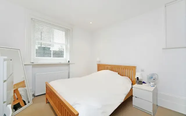 Castletown Road, London, W14 9HF 3