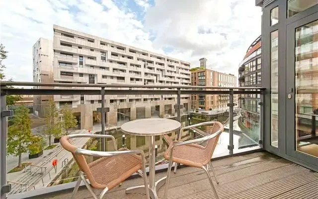 Hepworth Court 1