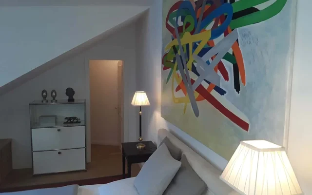 Apartment with skyline view 1
