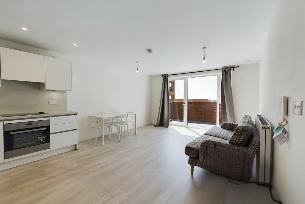 LH-Tidey Apartments 2