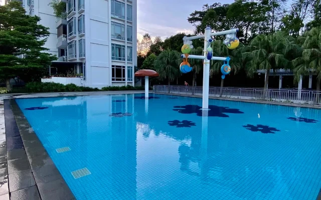 Carabelle - AYUU - alojamiento para estudiantes en Singapur - piscina