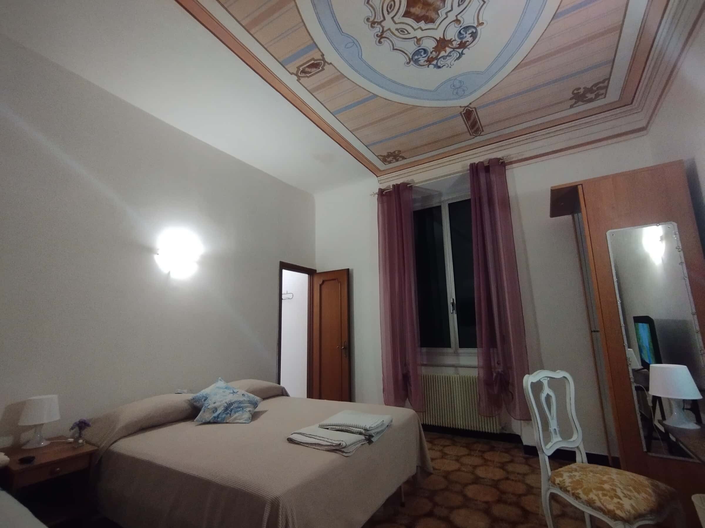 Guestroom Genova Principe