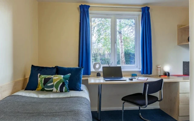 Calthorpe Court 4