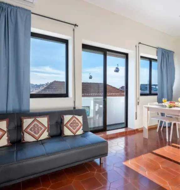 apartment near Rua Cândido Reis