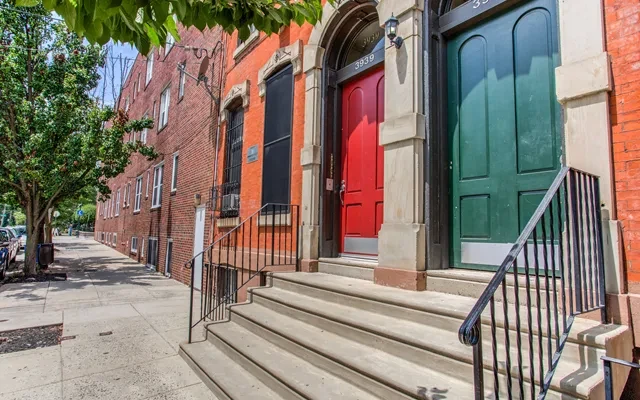 UCA - 3937 Pine Street 1