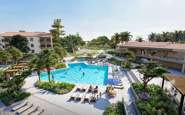 Park Newport - Newport Beach student accommodation - Swimming pool