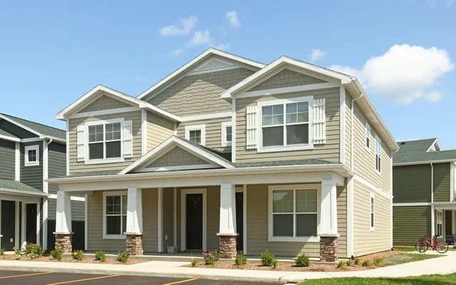 The Cottages 4
