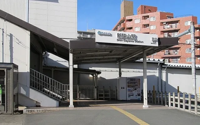 レオパレス彩 1
