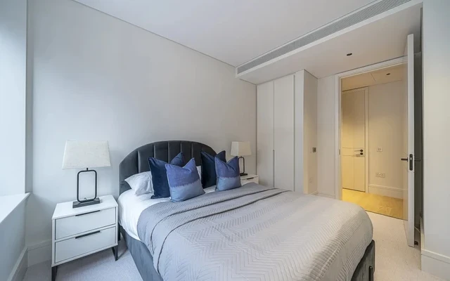 LH-Nutford Place 4