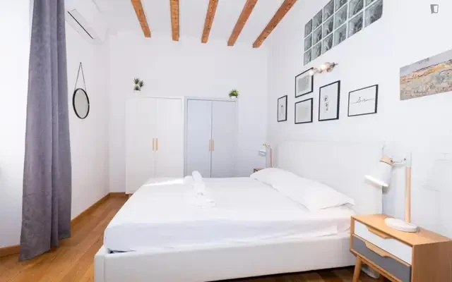 Charming 1-bedroom apartment near Università Bocconi 2