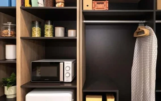 Individual with kitchen + 1