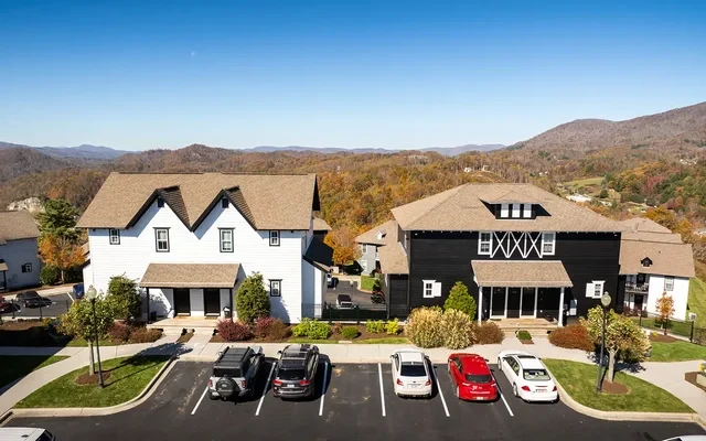 Highpointe Boone 4