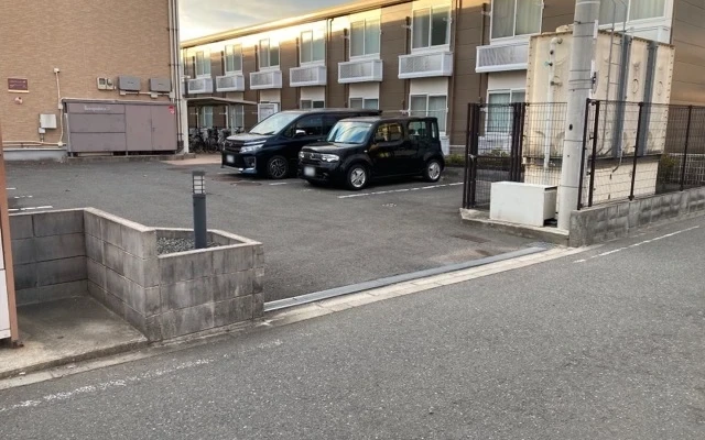 レオパレスフルール 1
