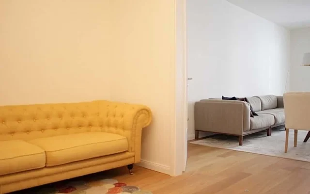 Klassik: stylische Wohnung, 3 Schlafzimmer, grosser Balkon - in Mitte 3