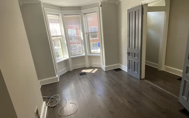 CA - 4043 Sansom Street 3