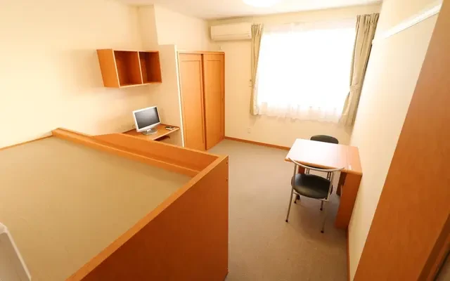 レオパレスとよさと - alloggio per studenti a Shiga - 207号房间(带独立厨房)