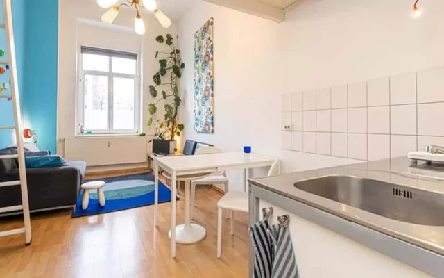 Apartment in Gurtelstrasse, Berlin for 38 m² 1