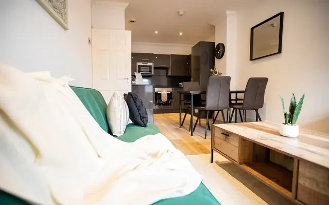 Brighton City Residences 3