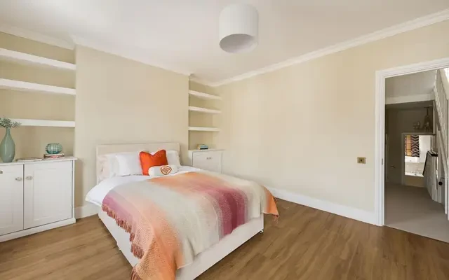 Burnaby Street, London, SW10 0PP 3