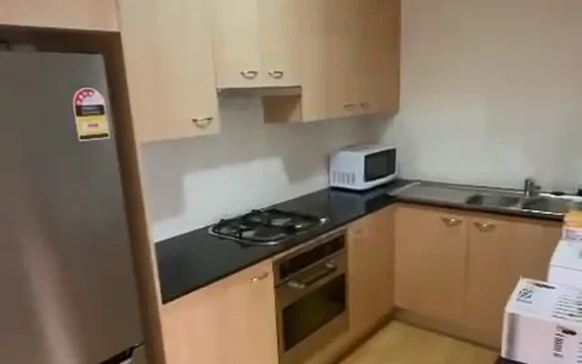 82 Mary Ann St - Sydney student accommodation - 3 bed 1 bath