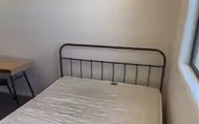 2 Dooga Street - Melbourne student accommodation - Room 2