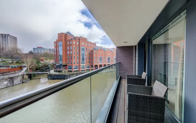 Castle Park Apartments 4