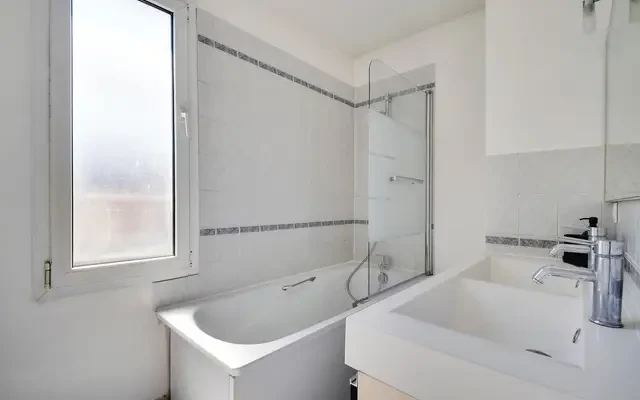 apartment in 17th arrondissement 0