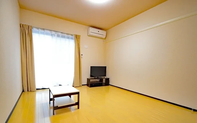 クレイノ翠 204号室 1