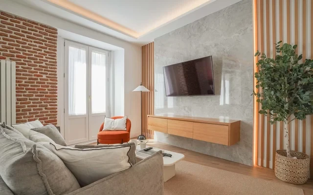 Spacious apartment-3Bedrooms 3Baths-Palacio 2