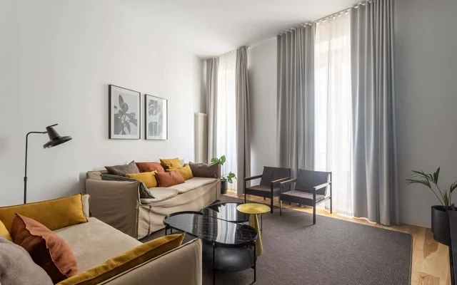 Plaza del Ángel Stylish Plus 3C 2