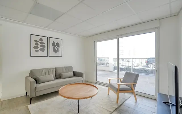 studio near Rue du Petit Bois 2