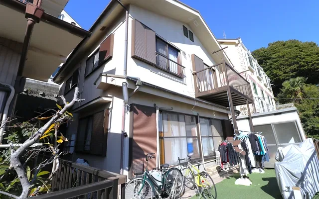 Co-living house R Tsurumi 2 0