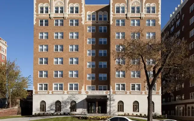 Park Central 0
