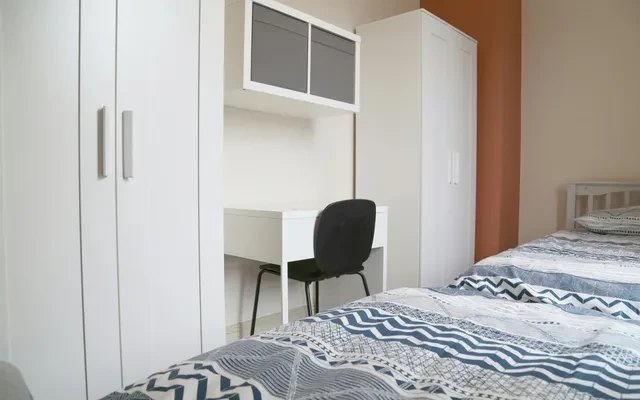 Bed in twin bedroom, in Phibsborough 0