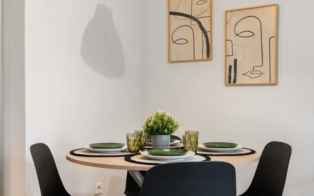 Apartment in Calle del Duque de Sevilla, Madrid for 104 m² with 2 bedrooms 4