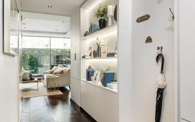 The Colyer, Great Newport Street, London, Covent Garden, WC2H 7JA 3