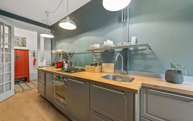 Cornwall Gardens, South Kensington, London, SW7 4BG 4