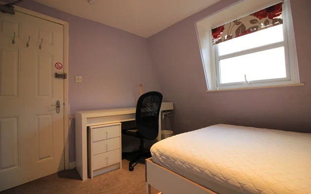 Bedford House 4
