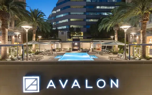 Avalon Towers on the Peninsula 1