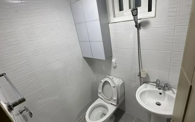Kyung Hee No.18 Apartment 4