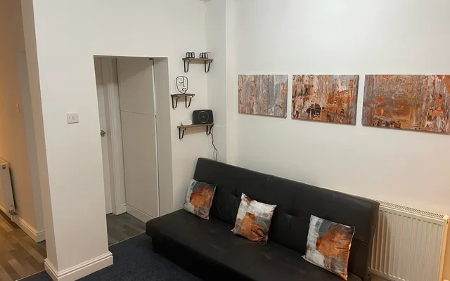 Lonsdale Place, LN5 3