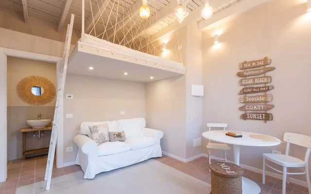 Apartment in Via Accademia, Milano for 35 m² 1