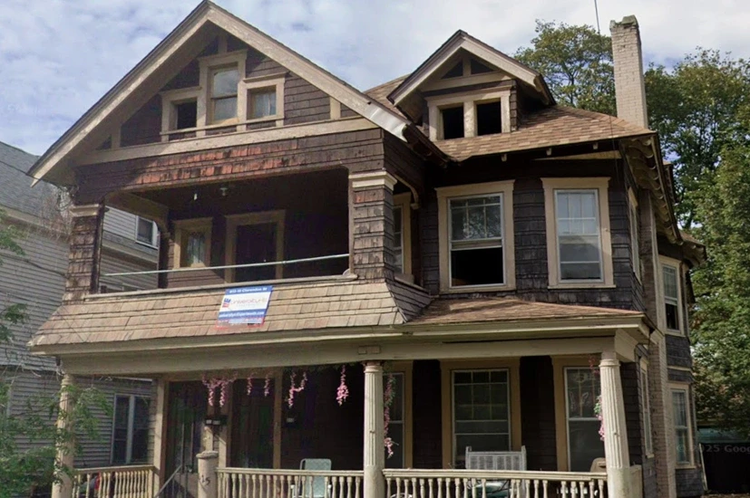 613-15 Clarendon Avenue