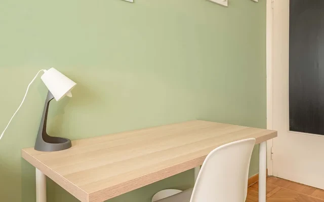 VIA ANGERA 18 <br> PRIVATE ROOM S1 4