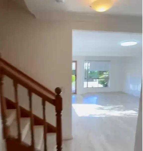 25 Odin St