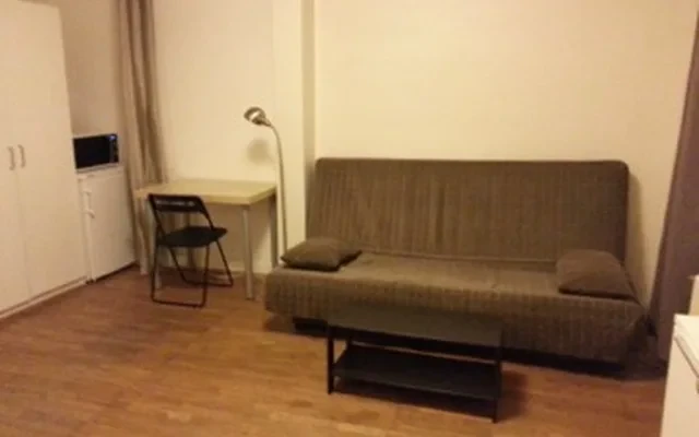 PARIS 17e·20m²·F1·Studio·With furniture 0