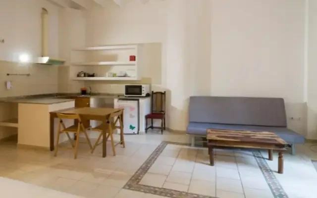 studio in El Raval (Ciutat Vella) 1