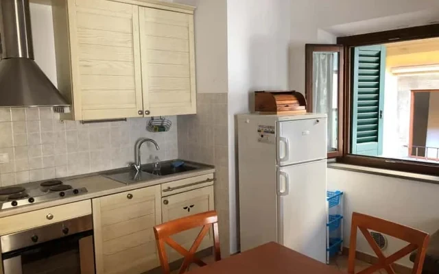 Apartment in Piazza Farinata degli Uberti, Empoli for 50 m² with 1 bedrooms 2