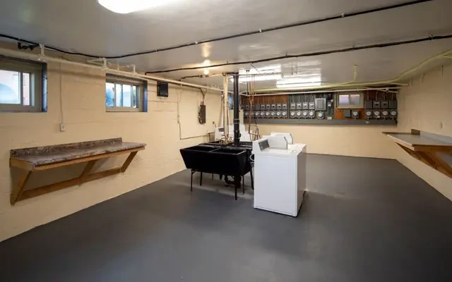 Negley Court Apartments 3