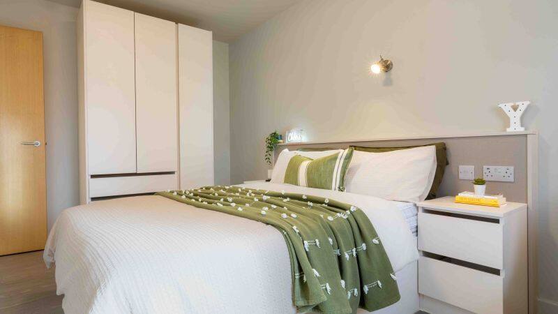 Gold One Bed Plus Balc